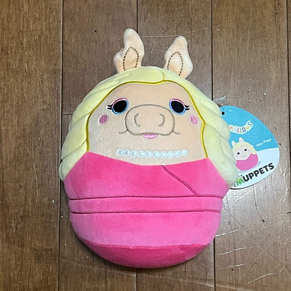 Disney The Muppets Miss Piggy 8” Squishmallows New with Tags